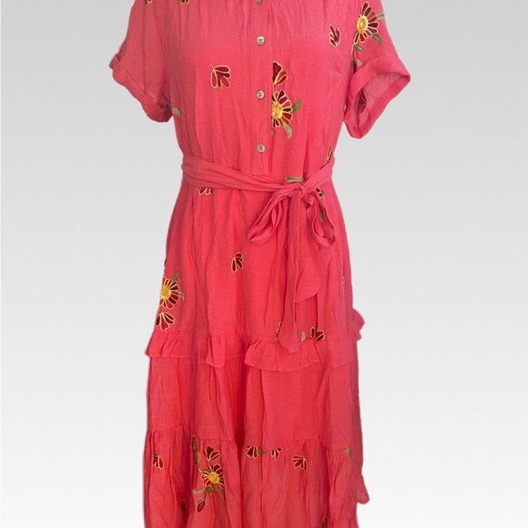 fig and flower Dresses & Skirts - ANTHROPOLOGIE FIG and Flower Coral Floral Midi Dress size Medium.